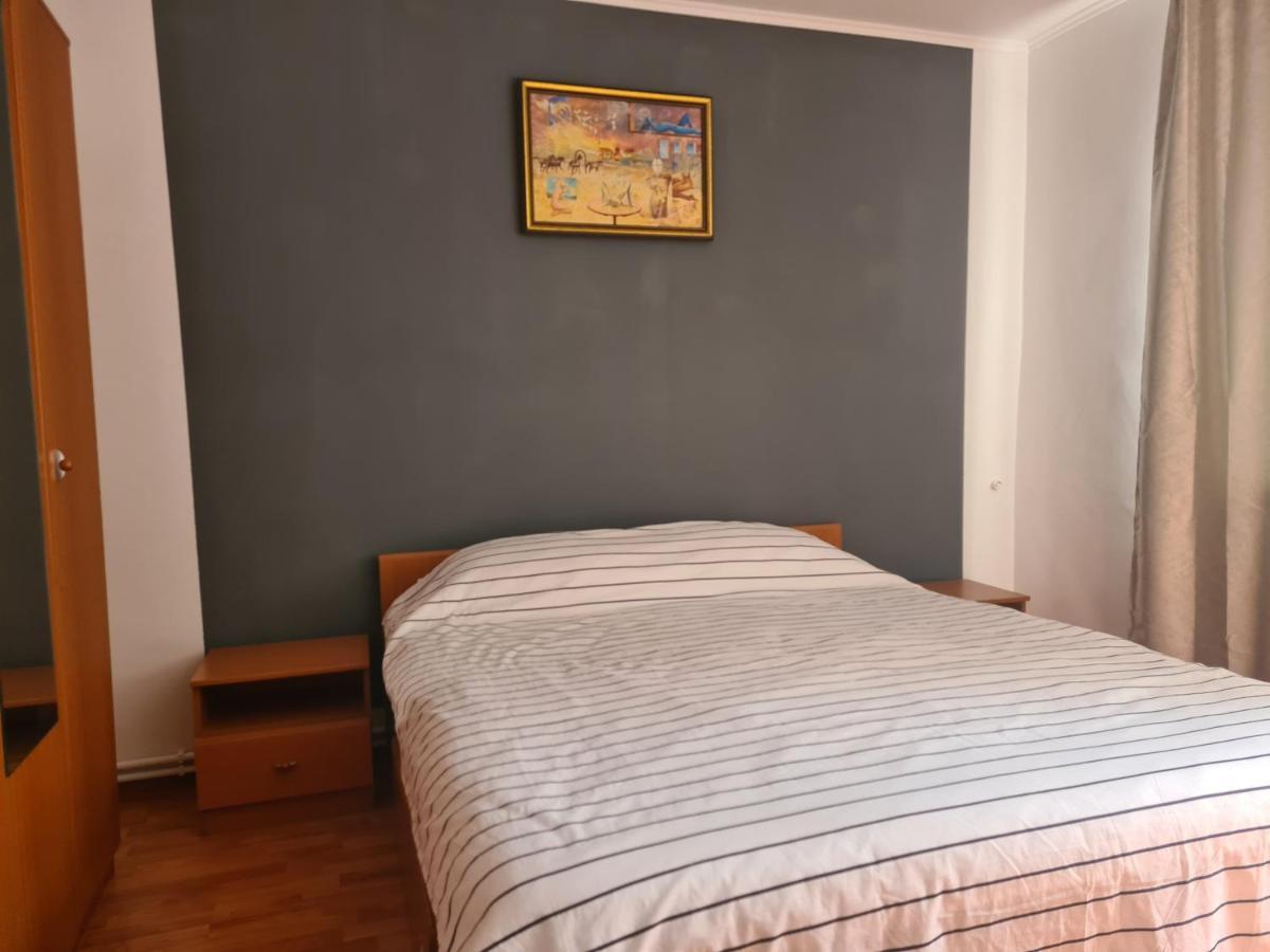 Mall Zone 100Mp Apartments Bacau Ngoại thất bức ảnh